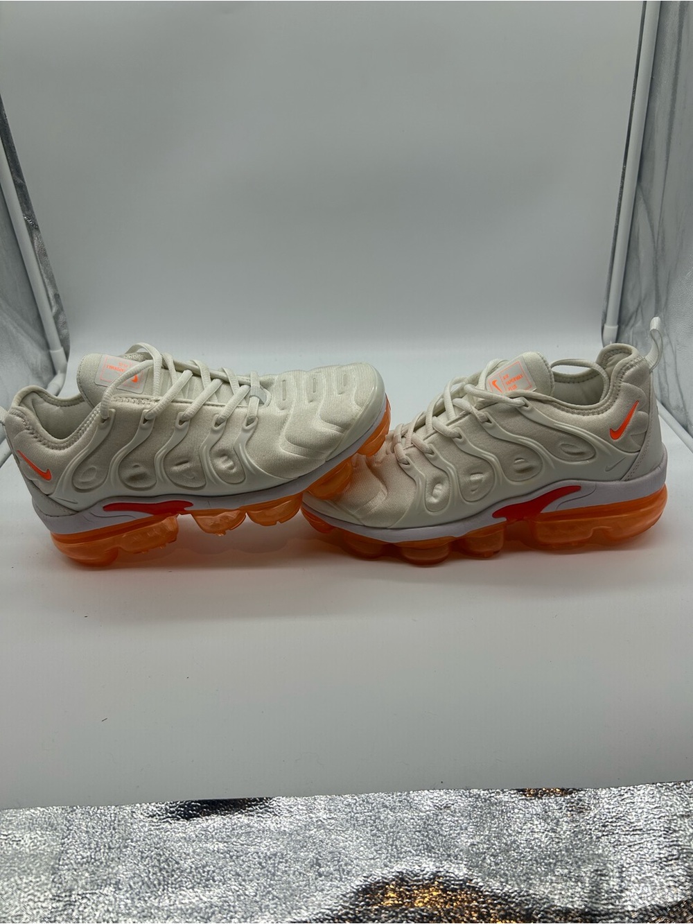 Nike Air Vapormax Plus Women’s Size 8.Creamsicle Orange A04550-005